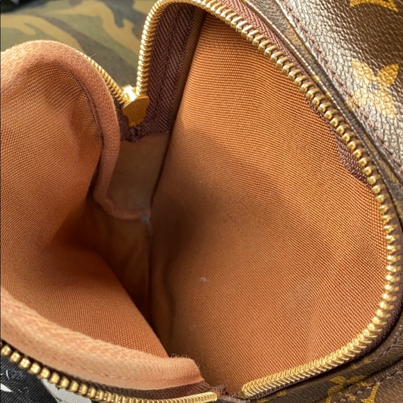 Used Louis Vuitton Bosphore Backpack - Picture 9 of 10